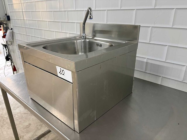 Electrolux - rvs hygiëne keuken spoelbak met kraan, wasbak met kniebediening - afbeelding 2 van  5