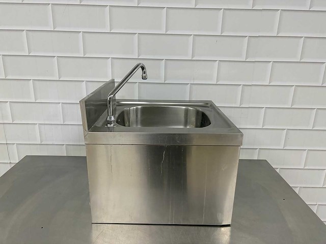 Electrolux - rvs hygiëne keuken spoelbak met kraan, wasbak met kniebediening - afbeelding 3 van  5