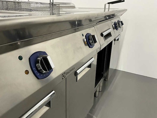 Electrolux - rvs kook- en baklijn - afbeelding 20 van  29