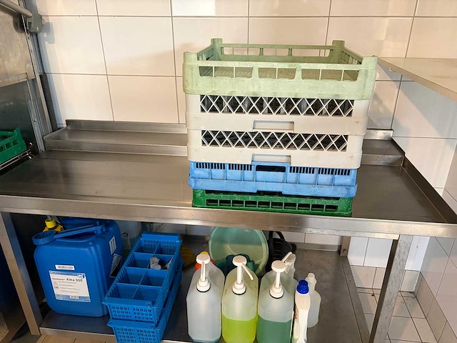 Electrolux - rvs korven vaatwasmachine met aan- en afvoertafel - afbeelding 10 van  10