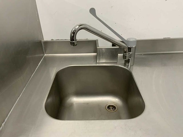 Electrolux - rvs werktafel met spoelbak - afbeelding 4 van  7