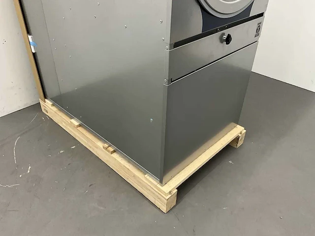 Electrolux - td6-16 - professionele wasdroger - afbeelding 1 van  6