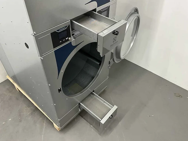 Electrolux - td6-17s - industriële dubbele wasdroger (2025) - afbeelding 4 van  13