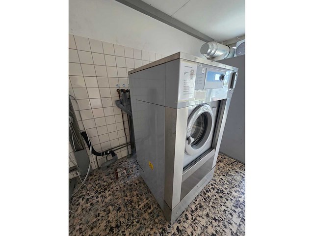 Electrolux - w3130h - industriële wasmachine - afbeelding 9 van  10