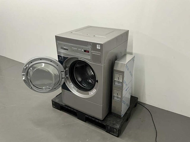 Electrolux - we1100p - professionele wasmachine (2022) - afbeelding 1 van  8