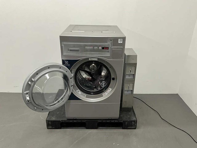 Electrolux - we1100p - professionele wasmachine (2022) - afbeelding 2 van  8