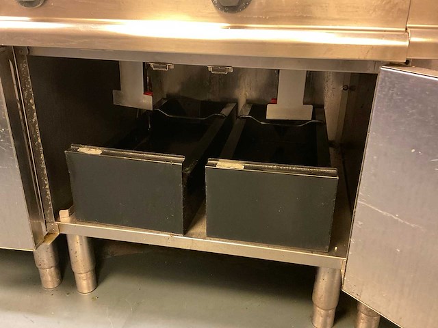 Electrolux dubbele friteuse - afbeelding 3 van  3
