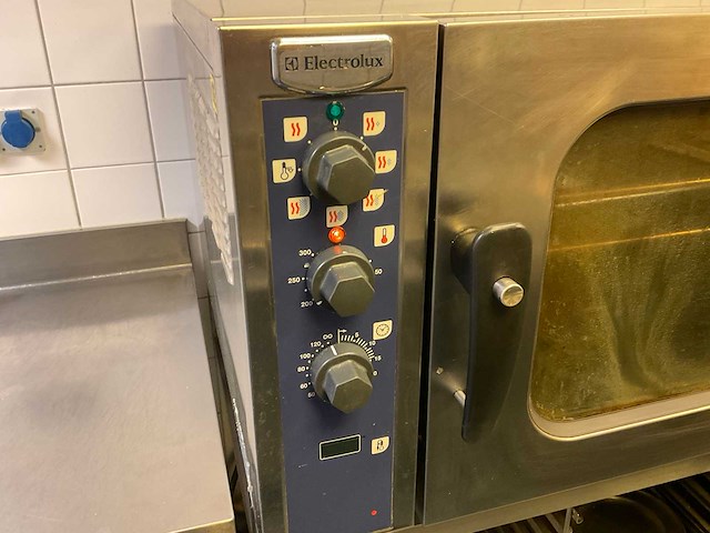 Electrolux fce61 heteluchtoven - afbeelding 3 van  5