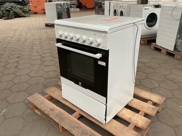 Electrolux fornuis - afbeelding 1 van  6