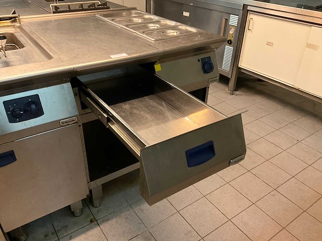 Electrolux gas friteuse en au-bain-marie - afbeelding 10 van  13