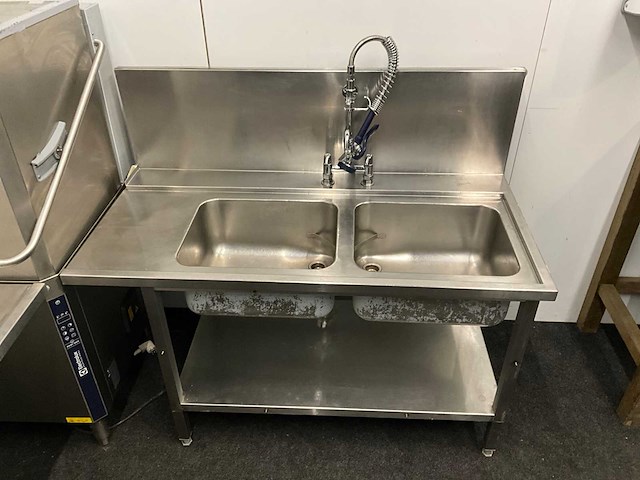 Electrolux korvenvaatwasser + aan/afvoertafels - afbeelding 6 van  10