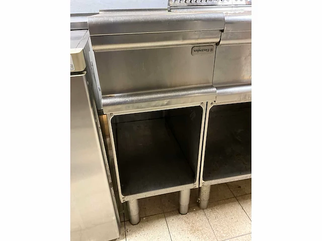 Electrolux mbv/1 neutrale unit - afbeelding 4 van  6