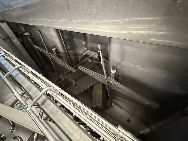 Electrolux, was-/reinigingsmachine tbv volgelaatmaskers, 2016 - afbeelding 17 van  34