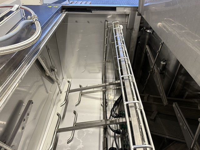 Electrolux, was-/reinigingsmachine tbv volgelaatmaskers, 2016 - afbeelding 19 van  34