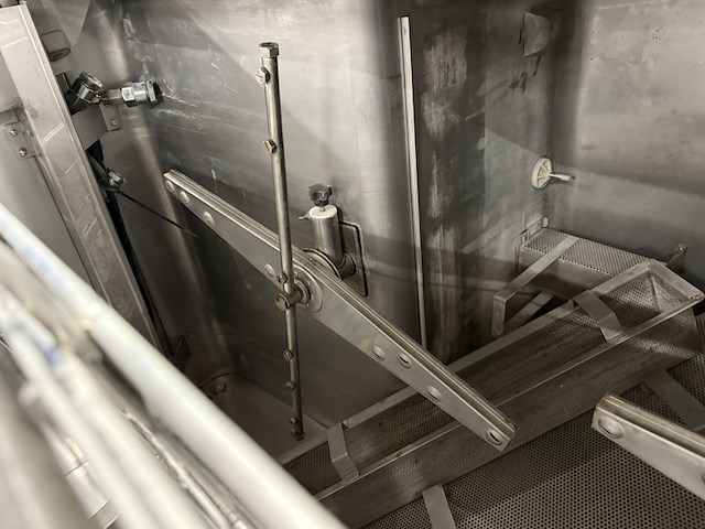 Electrolux, was-/reinigingsmachine tbv volgelaatmaskers, 2016 - afbeelding 24 van  34