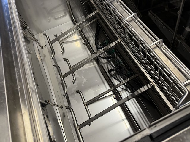 Electrolux, was-/reinigingsmachine tbv volgelaatmaskers, 2016 - afbeelding 26 van  34