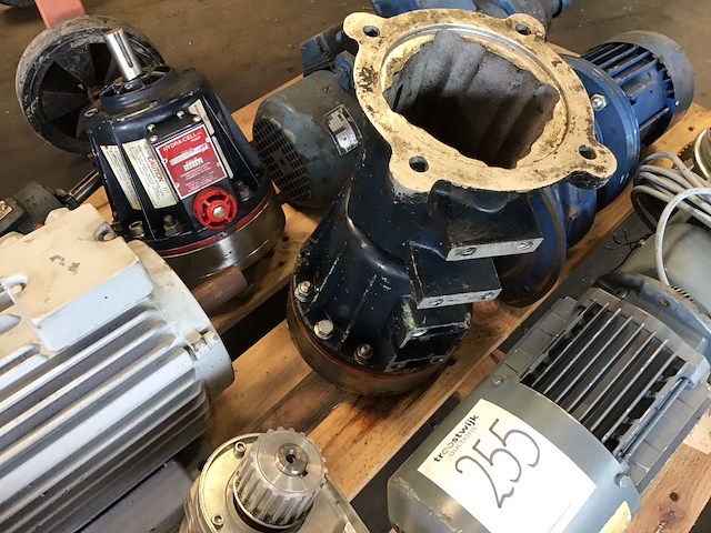 Electromotoren (10x) - afbeelding 6 van  7