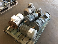 Electromotoren (7x) - afbeelding 1 van  5