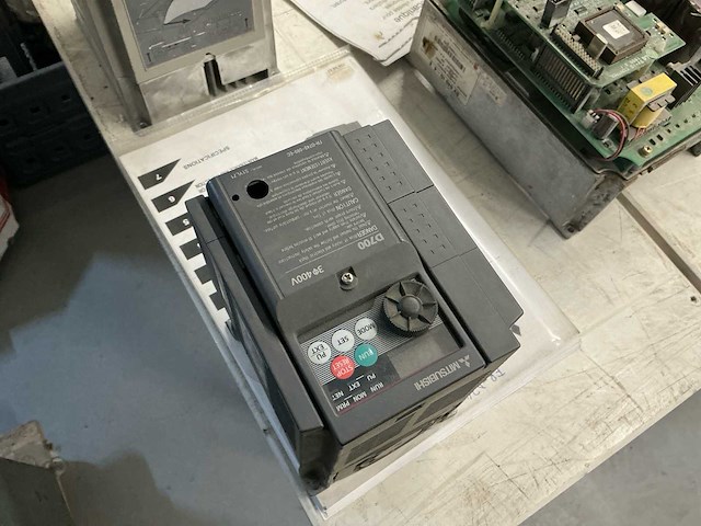 Electromotoren met frequentie regelaars (4x) - afbeelding 6 van  7