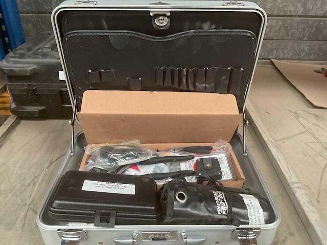Electronic system tool kit - afbeelding 1 van  4