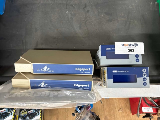 Electronica componenten (4x) - afbeelding 1 van  3