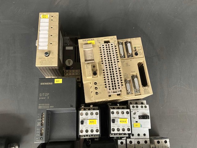 Electronica componenten - afbeelding 2 van  4