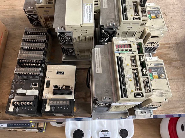 Electronica componenten - afbeelding 2 van  2