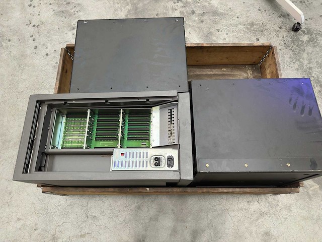 Electronics - afbeelding 8 van  8