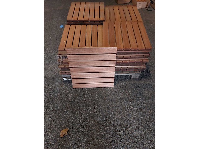 Elegantwood - hardhouten vlondertegels 50x50cm - afbeelding 1 van  1