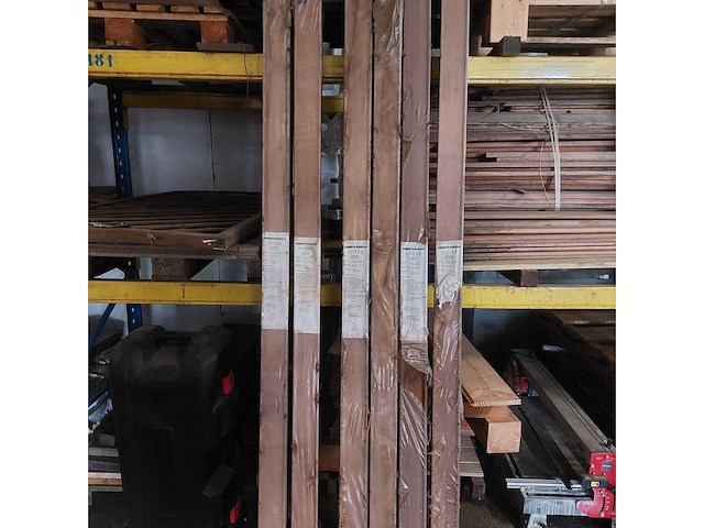 Elegantwood - opdek hardhout - window frame & door (4x) - afbeelding 1 van  1