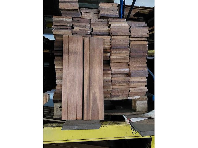 Elegantwood garapeira schuttingplank hardwood (185x) - afbeelding 1 van  1