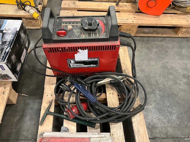 Elektra beckum elektrode lasapparaat - afbeelding 1 van  4