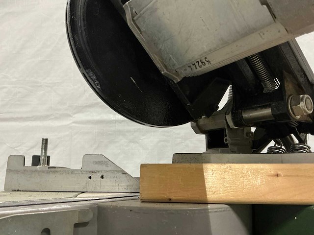 Elektra beckum kgs330 afkortzaag - afbeelding 2 van  8