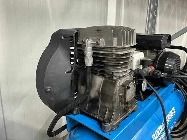 Elektra beckum lp300/10/40/w luchtcompressor - afbeelding 6 van  6