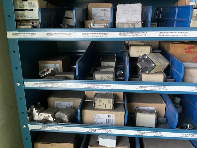 Elektra en machine materialen - afbeelding 77 van  117