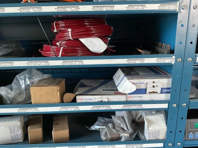 Elektra en machine materialen - afbeelding 110 van  117