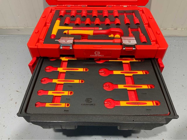 Elektra gecertificeerd krachtstroom 55pcs en gereedschapskoffer 86pcs ultra force equipment - afbeelding 5 van  30