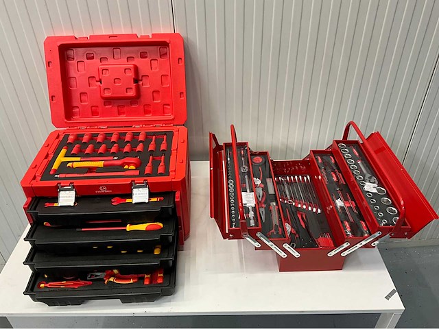 Elektra gecertificeerd krachtstroom 55pcs en gereedschapskoffer 86pcs ultra force equipment - afbeelding 1 van  30