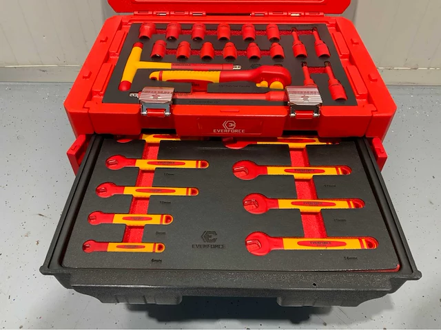 Elektra gecertificeerd krachtstroom 55pcs en gereedschapskoffer 86pcs ultra force equipment - afbeelding 5 van  30