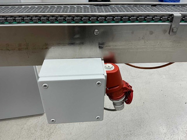 Elektrisch aangedreven rvs rollenbaan - afbeelding 7 van  9