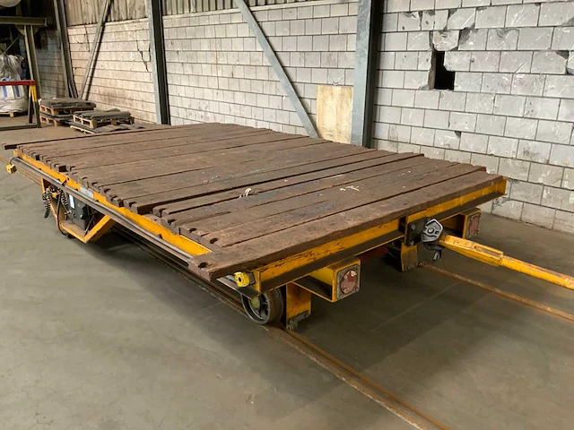 Elektrisch aangedreven zwaarlastwagen - afbeelding 4 van  6
