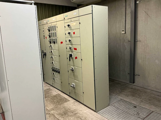 Elektrisch aansluitkast (4x) - afbeelding 1 van  9