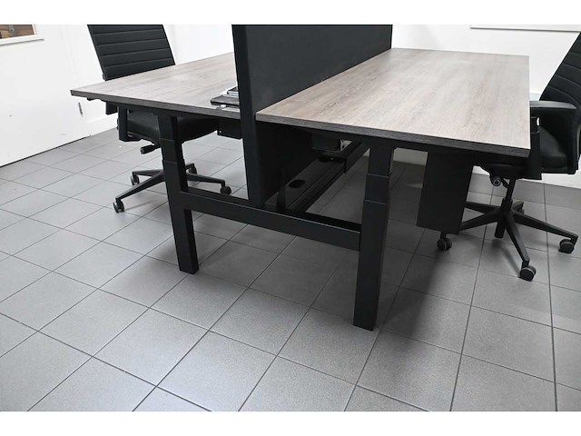 Elektrisch duo werkplek met 2 bureaustoelen (3x) - afbeelding 9 van  13