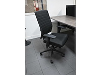 Elektrisch duo werkplek met 2 bureaustoelen (3x) - afbeelding 10 van  13