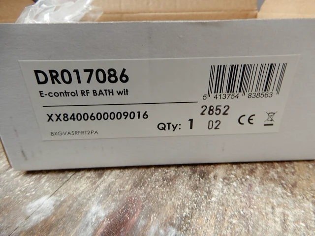 Elektrisch element handdoekradiator, vasco, e-volve e-v-rf - afbeelding 5 van  7