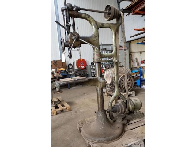 Elektrisch gedreven kolomboormachine - afbeelding 1 van  3