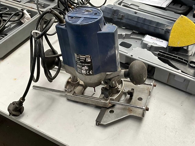 Elektrisch gereedschap (2x) - afbeelding 5 van  6