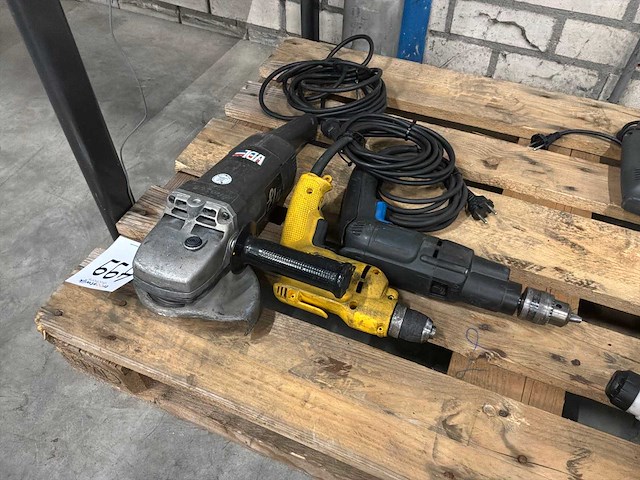 Elektrisch gereedschap (3x) - afbeelding 1 van  4