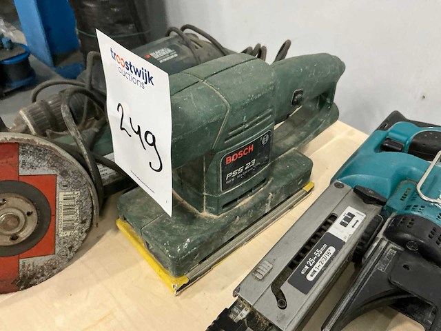 Elektrisch gereedschap (4x) - afbeelding 1 van  4