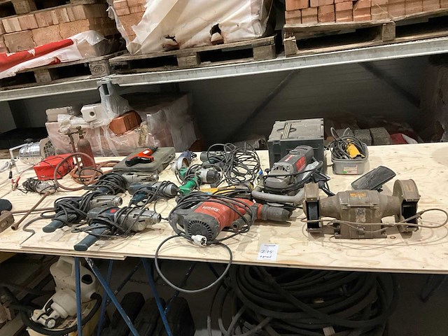 Elektrisch gereedschap en divers - afbeelding 1 van  14
